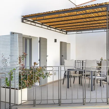 Domu Qirat - Authentic Rooms With Private Terraces-3